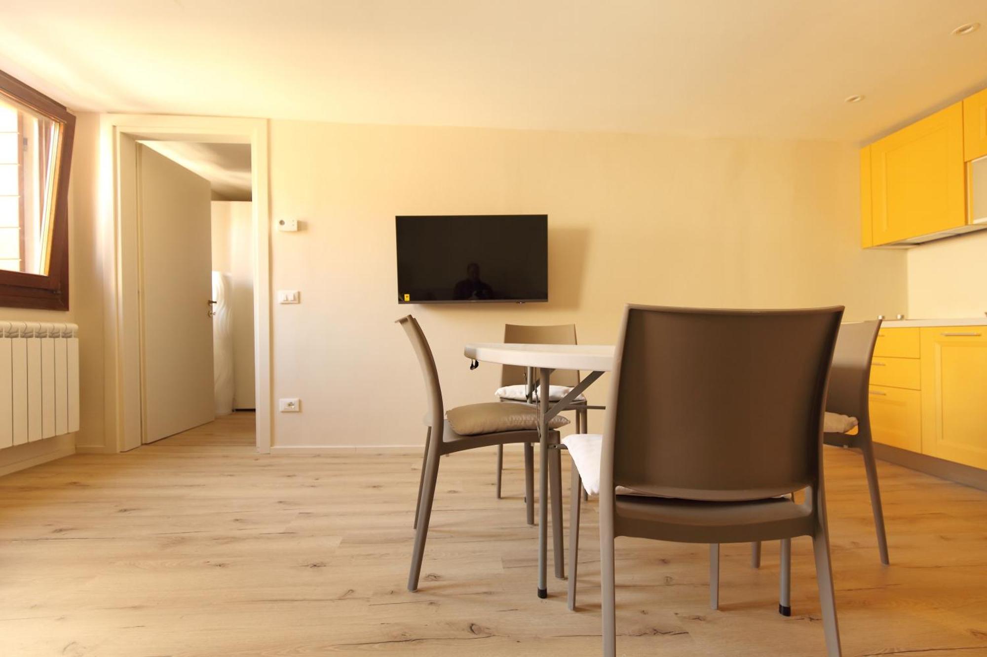 Ross' House 2 Apartman Velence Kültér fotó